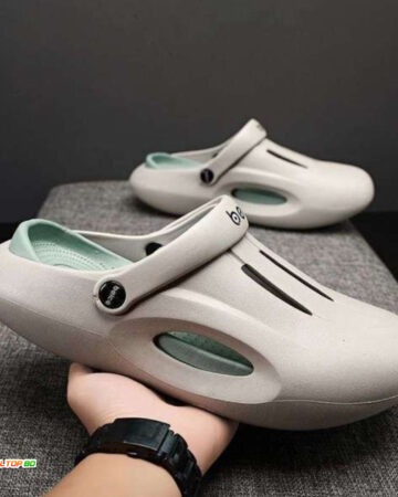 Crocs:-100% Original & Authentic